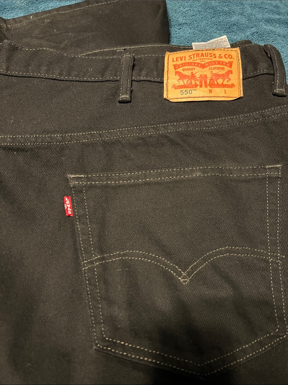 Levi's 550 Relaxed Fit Men's Jeans in Black